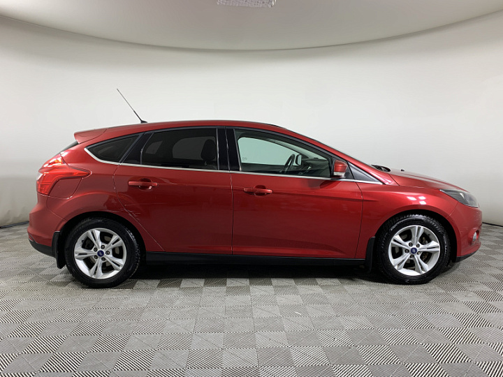 FORD Focus 1.6, 2013 года, Робот, КРАСНЫЙ