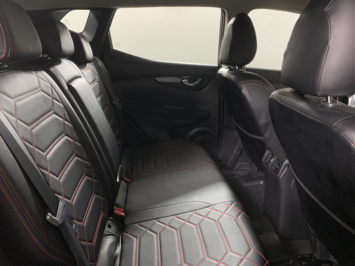 NISSAN Qashqai 1.2, 2016 года, Вариатор, КРАСНЫЙ
