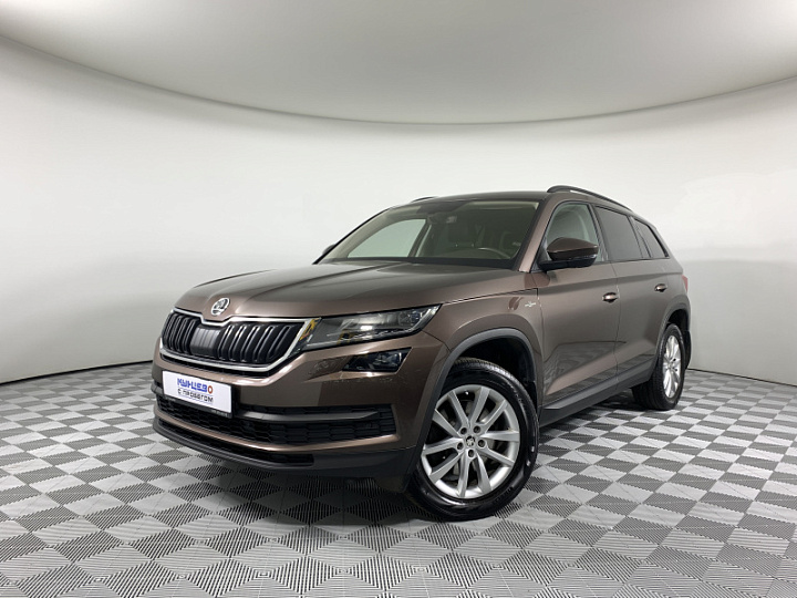 SKODA Kodiaq 2, 2018 года, Автоматическая, КОРИЧНЕВЫЙ