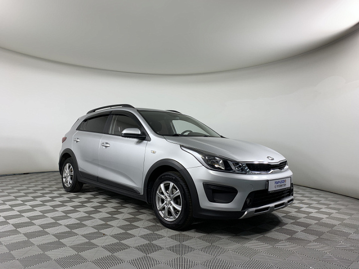 KIA Rio X-Line 1.6, 2018 года, Механика, Серебристый