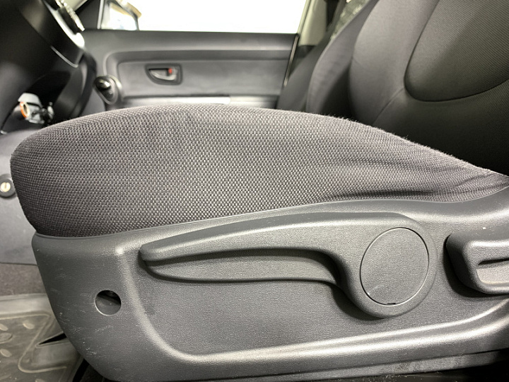 KIA Soul 1.6, 2010 года, Автоматическая, Серый