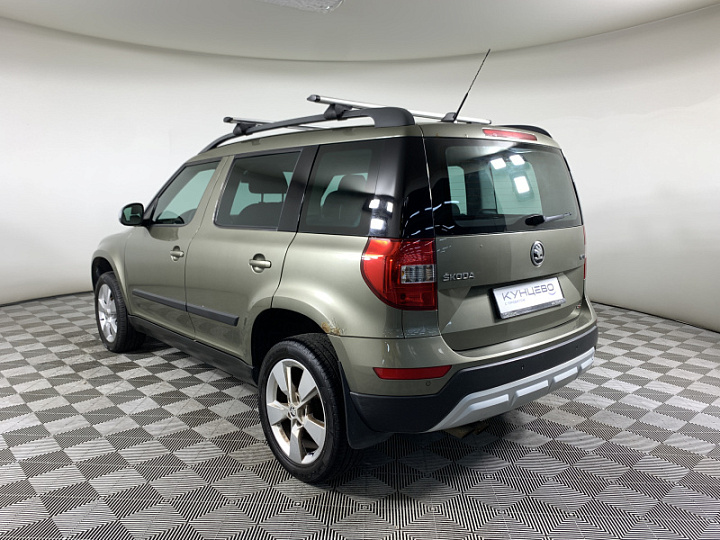 SKODA Yeti 2, 2014 года, Робот, ЗЕЛЕНЫЙ