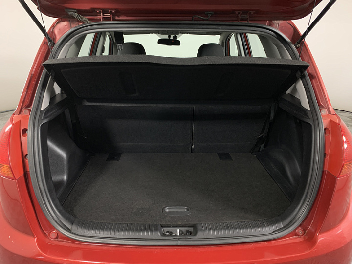 KIA Venga 1.6, 2012 года, Автоматическая, КРАСНЫЙ
