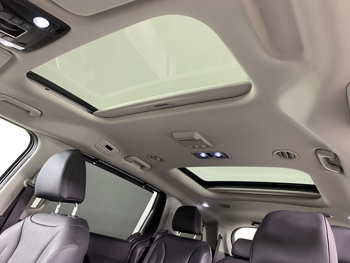 KIA Carnival 2.2, 2021 года, Автоматическая, БЕЛЫЙ