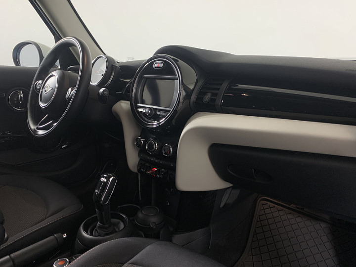 MINI Cooper 1.5, 2019 года, Автоматическая, Светло-голубой