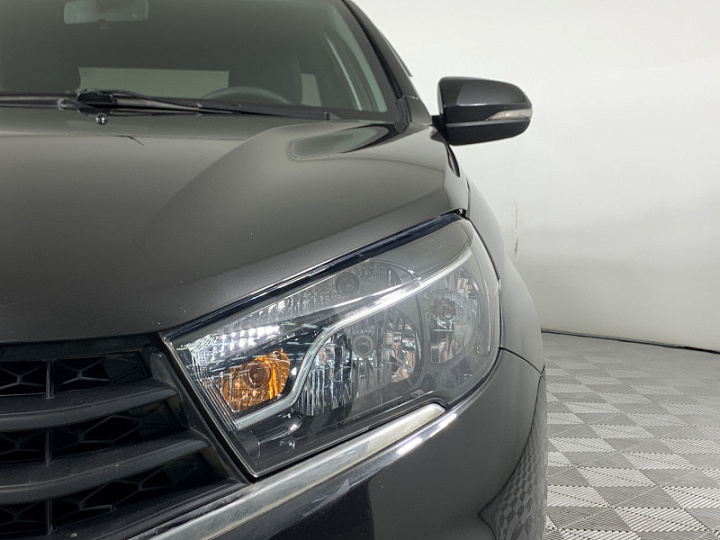 Lada Vesta 1.6, 2015 года, Робот, ЧЕРНЫЙ