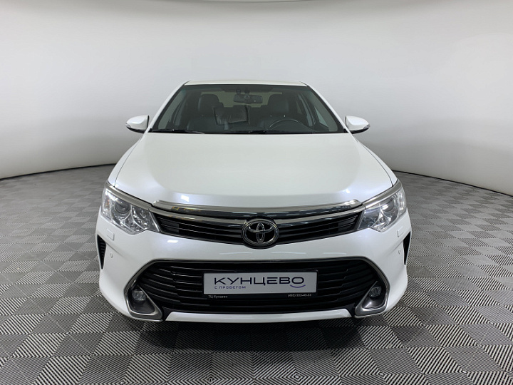 TOYOTA Camry 2.5, 2015 года, Автоматическая, БЕЛЫЙ