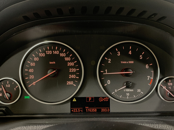 BMW X3 2, 2013 года, Автоматическая, КРАСНЫЙ