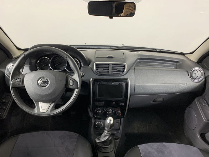 NISSAN Terrano 1.6, 2021 года, Механика, СЕРЫЙ