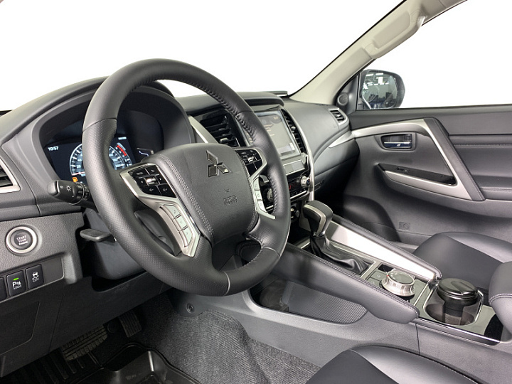 MITSUBISHI Pajero Sport 2.4, 2022 года, Автоматическая, СЕРЫЙ
