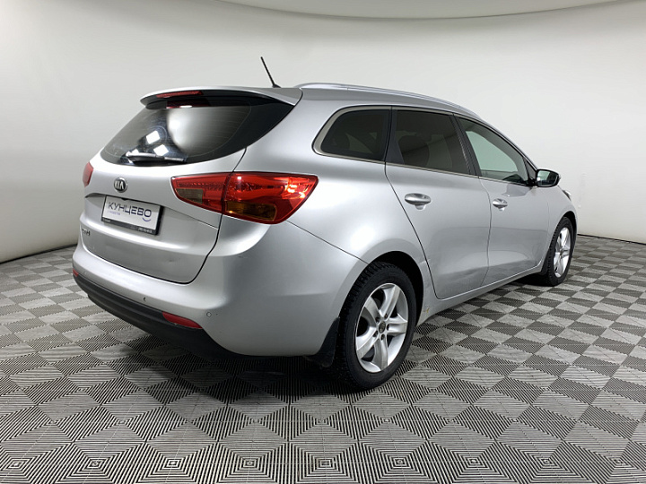 KIA Ceed 1.6, 2013 года, Автоматическая, Серебристый