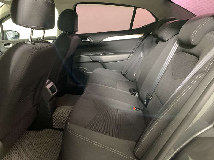 Citroen C4 1.6, 2015 года, Автоматическая, Светло серый