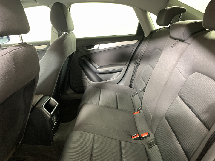 Audi A4 1.8, 2015 года, Вариатор, Черный