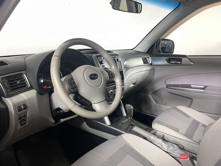 Subaru Forester 2, 2012 года, Автоматическая, Серебристый