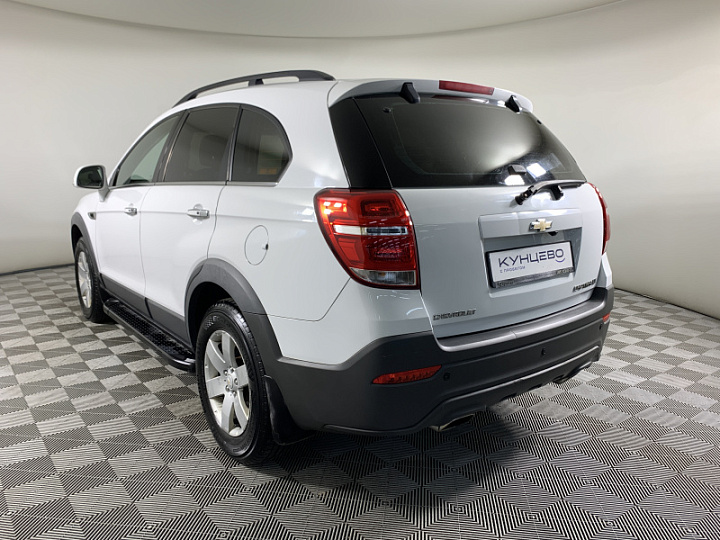 CHEVROLET Captiva 2.4, 2014 года, Автоматическая, БЕЛЫЙ