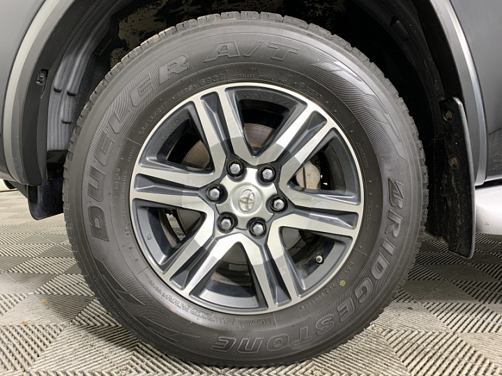 TOYOTA Fortuner 2.8, 2021 года, Автоматическая, ЧЕРНЫЙ