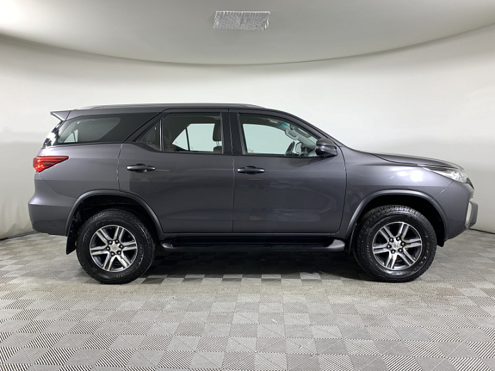 TOYOTA Fortuner 2.7, 2018 года, Автоматическая, ТЕМНО-СЕРЫЙ