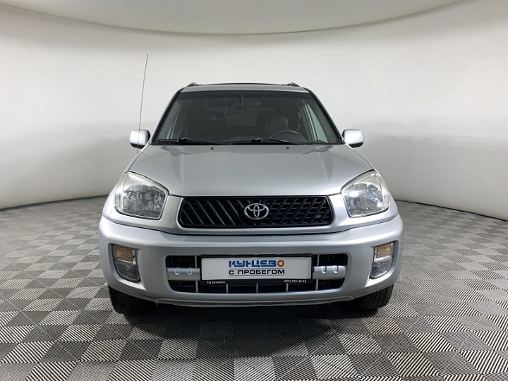 TOYOTA RAV4 2, 2002 года, Автоматическая, Серебристый