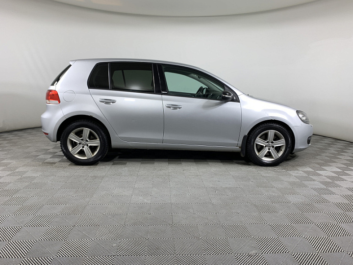 VOLKSWAGEN Golf 1.4, 2011 года, Робот, Серебристый