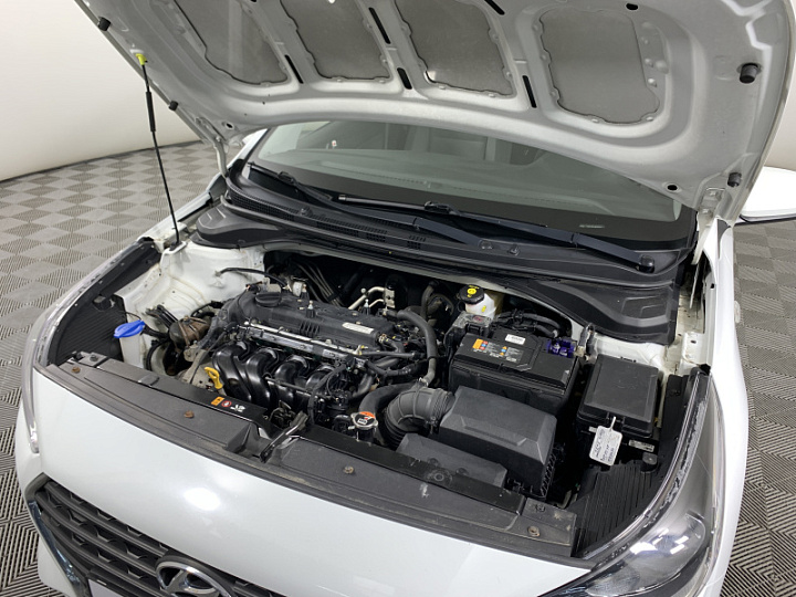 HYUNDAI Solaris 1.6, 2017 года, Механика, БЕЛЫЙ
