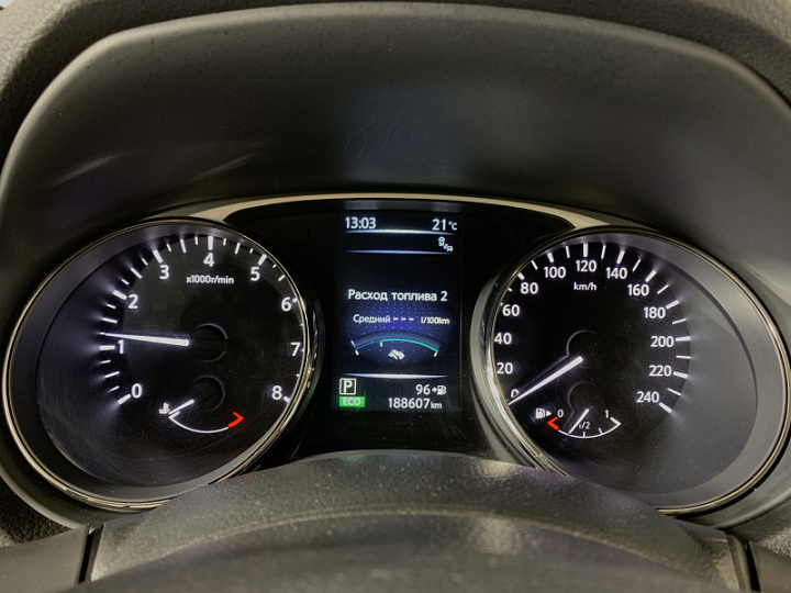NISSAN X-Trail 2, 2015 года, Вариатор, ЗЕЛЕНЫЙ
