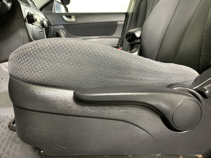 HYUNDAI Sonata 2.4, 2006 года, Автоматическая, Красный гранат