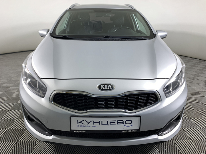 KIA Ceed 1.6, 2017 года, Автоматическая, Серебристый