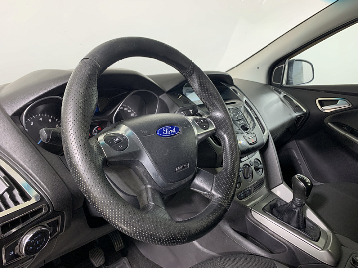 FORD Focus 1.6, 2013 года, Механика, СИНИЙ ТЕМНЫЙ