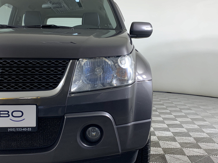 Suzuki Grand Vitara 2.4, 2011 года, Автоматическая, Серый