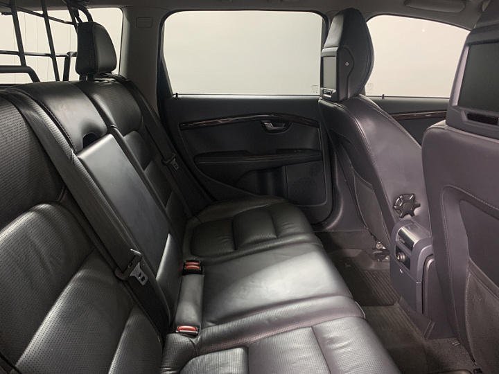 VOLVO XC70 2.4, 2012 года, Автоматическая, КОРИЧНЕВЫЙ