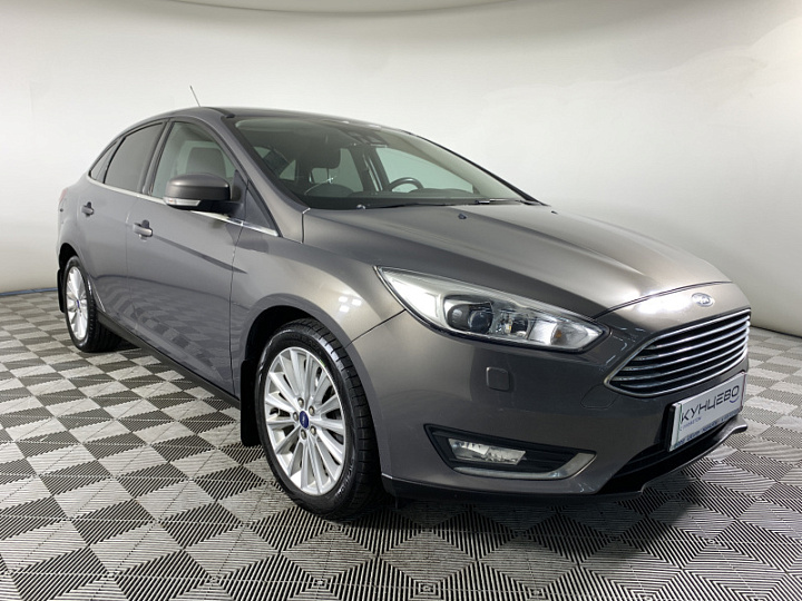 FORD Focus 1.6, 2015 года, Робот, Серо-коричневый