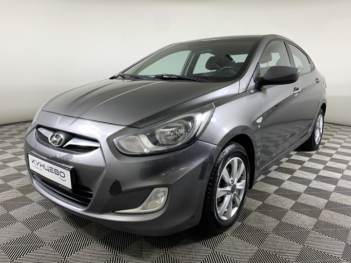 Hyundai Solaris 1.6, 2014 года, Автоматическая, Серый