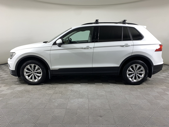 Volkswagen Tiguan 1.4, 2020 года, Механика, Белый
