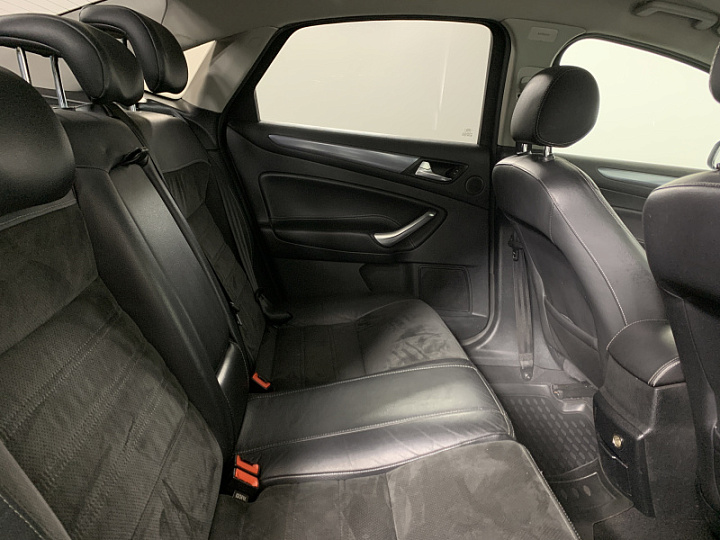 FORD Mondeo 2, 2012 года, Автоматическая, Серо-коричневый