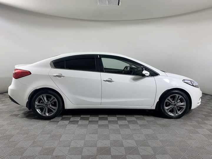 KIA Cerato 2, 2014 года, Автоматическая, БЕЛЫЙ