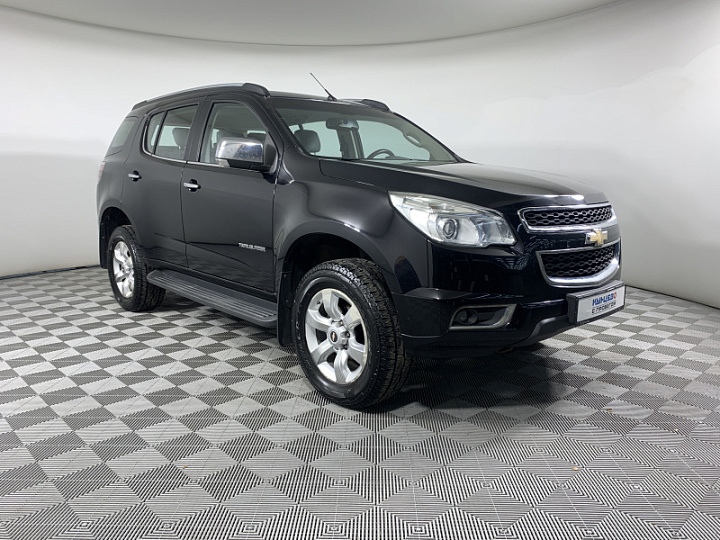 CHEVROLET TrailBlazer 2.8, 2014 года, Автоматическая, Черный металлик