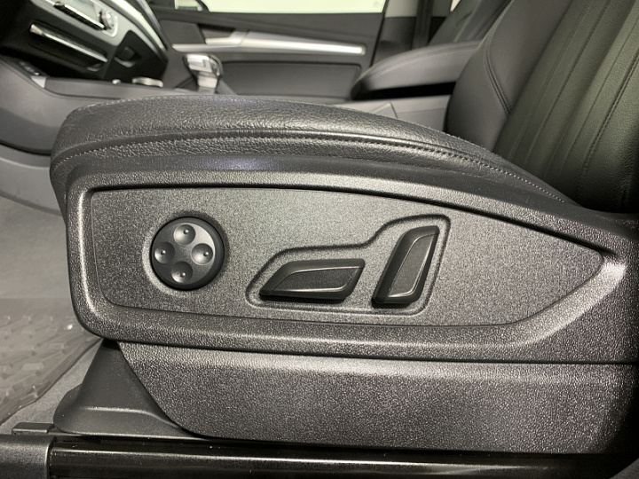 AUDI Q5 2, 2017 года, Автоматическая, ЧЕРНЫЙ