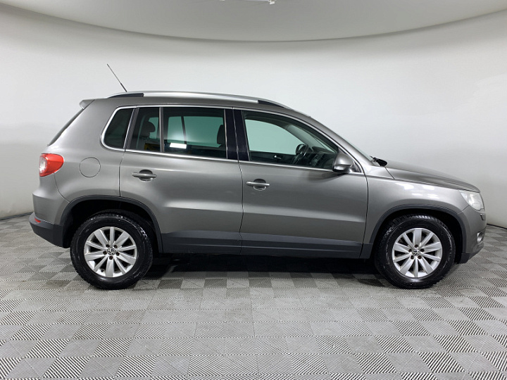 VOLKSWAGEN Tiguan 2, 2010 года, Механика, СЕРЫЙ