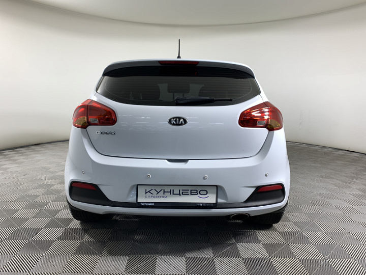 KIA Ceed 1.6, 2013 года, Механика, БЕЛЫЙ