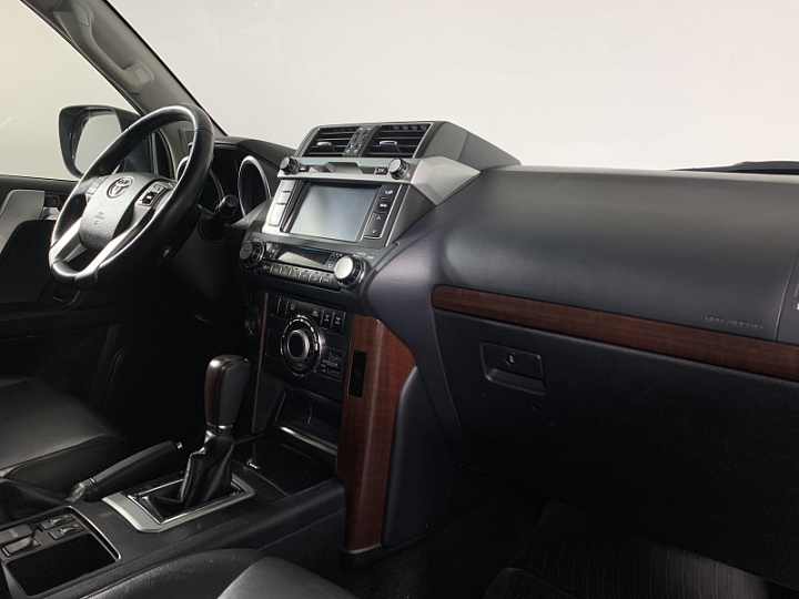 TOYOTA Land Cruiser Prado 3, 2014 года, Автоматическая, ЧЕРНЫЙ