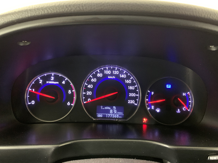 HYUNDAI Santa Fe 2.2, 2011 года, Автоматическая, ТЕМНО-СЕРЫЙ