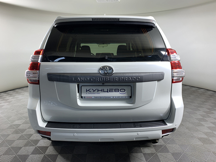 TOYOTA Land Cruiser Prado 2.8, 2017 года, Автоматическая, БЕЛЫЙ