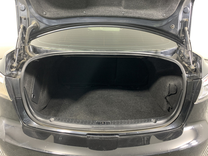 MAZDA 3 1.6, 2010 года, Автоматическая, ЧЕРНЫЙ