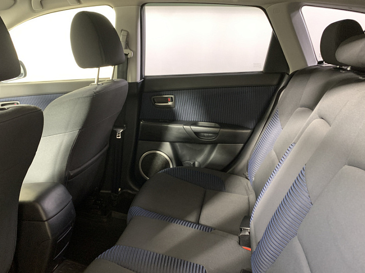 MAZDA 3 2, 2004 года, Механика, СЕРЫЙ