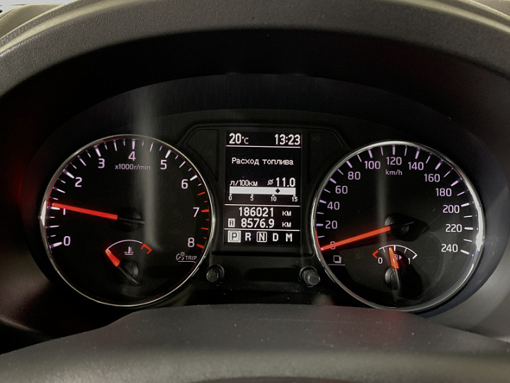 Nissan X-Trail 2.5, 2013 года, Вариатор, Серый