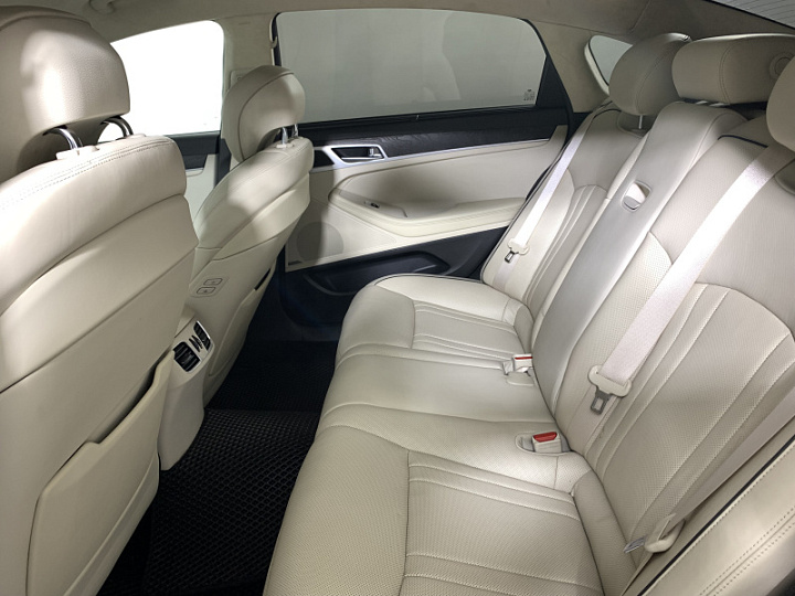 Hyundai Genesis 3, 2015 года, Автоматическая, ЧЕРНЫЙ