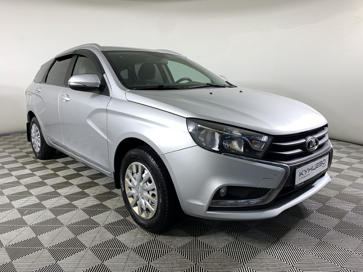 Lada Vesta 1.8, 2020 года, Механика, СЕРЫЙ
