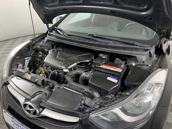 HYUNDAI Elantra 1.6, 2013 года, Механика, ЧЕРНЫЙ