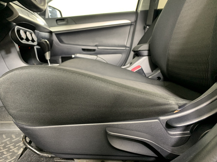 MITSUBISHI Lancer 1.6, 2012 года, Автоматическая, СЕРЫЙ