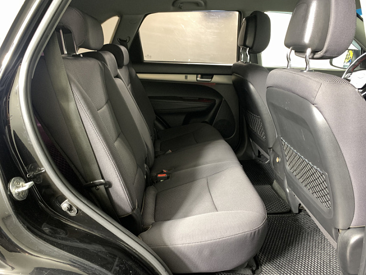 KIA Sorento 2.4, 2012 года, Автоматическая, Черный